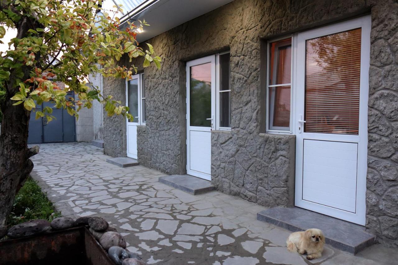 Vanand Guest House Gyumri Eksteriør bilde